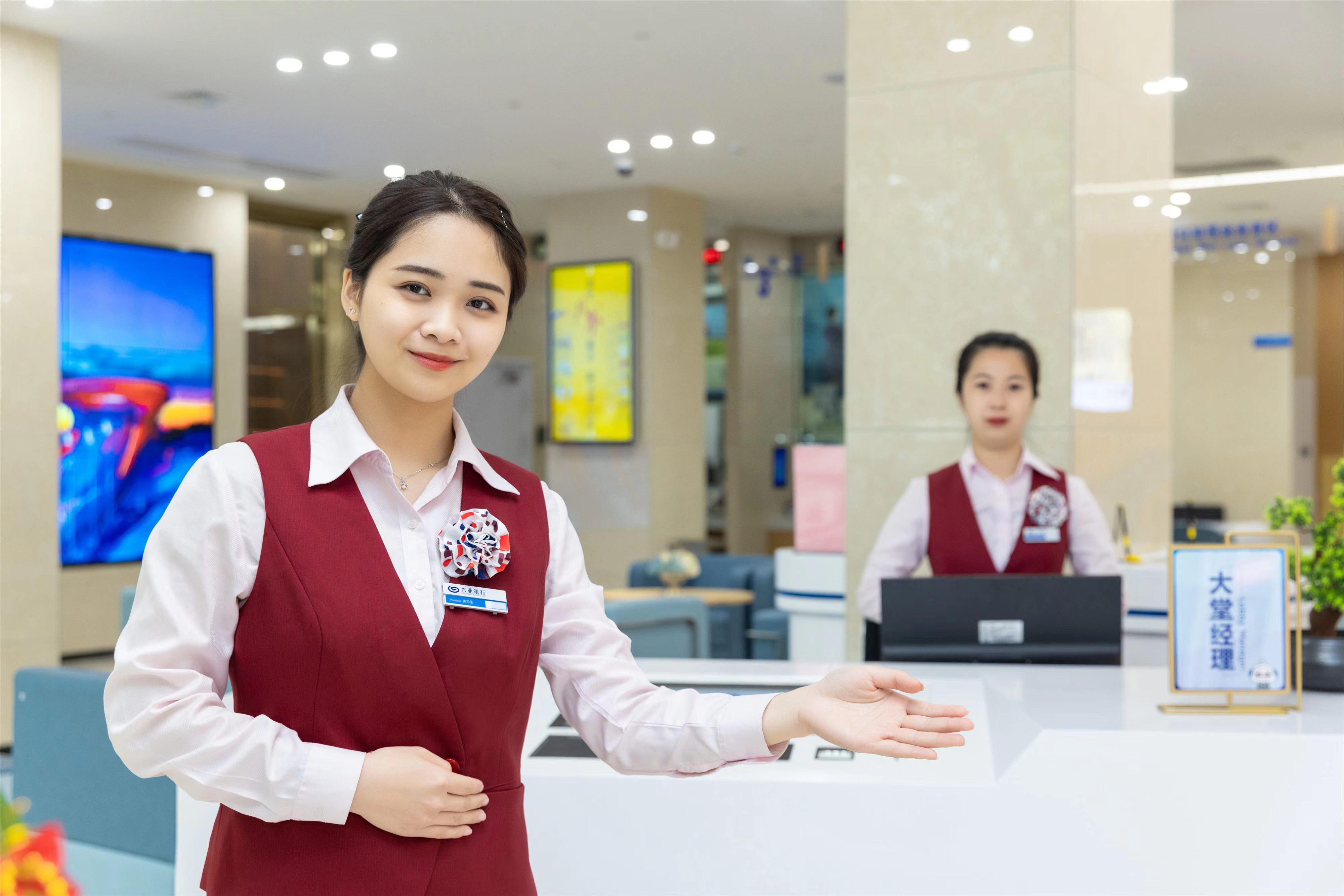 7项第一！固收大厂兴业基金以优异业绩书写“普惠金融”大文章