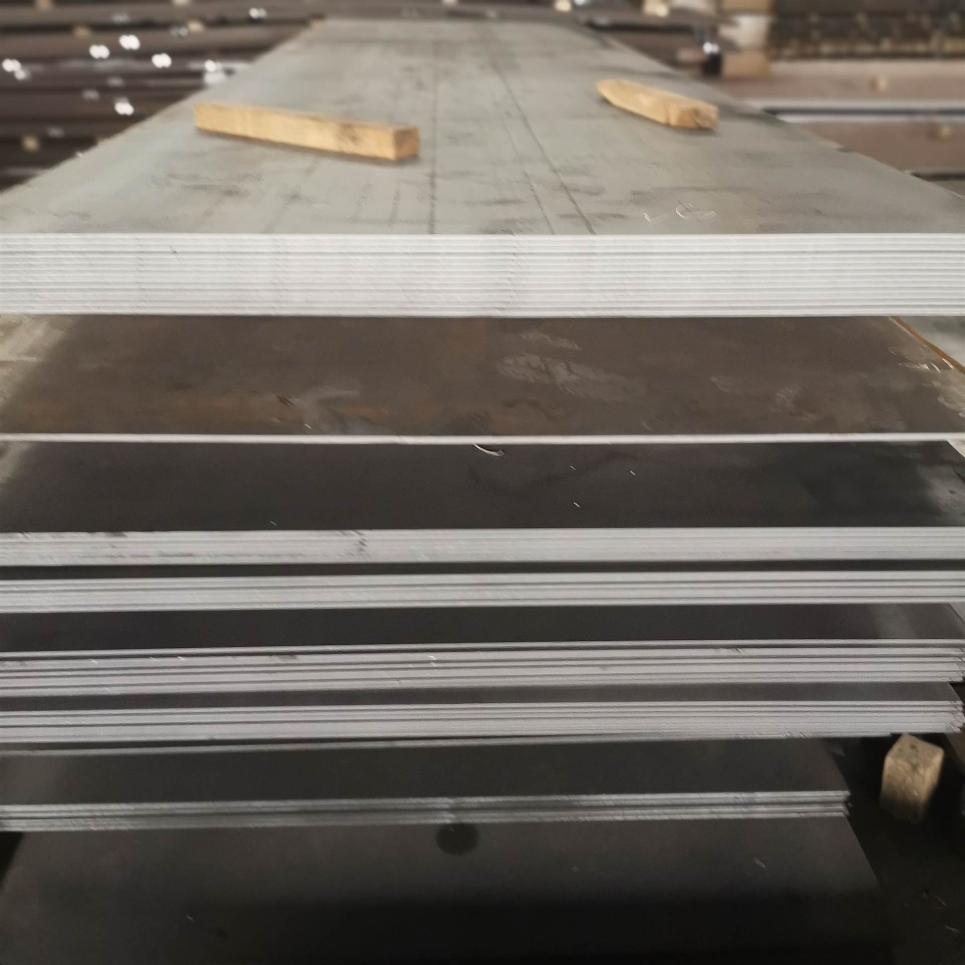 2025年3月18日最新北京低合金板卷价格行情走势查询