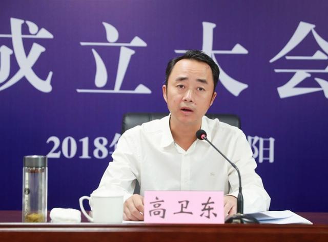 千亿公募迎来新掌门！