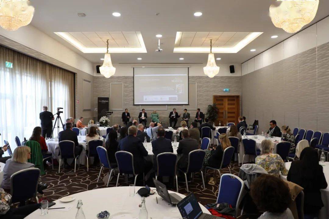 阿联酋与爱尔兰签署谅解备忘录