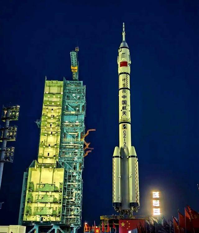 神舟二十号航天员乘组进驻中国空间站