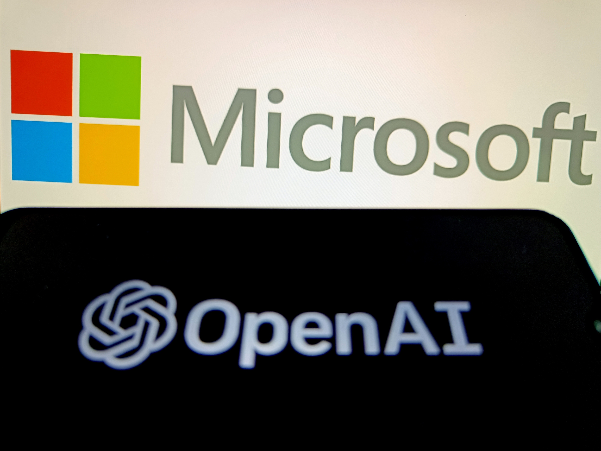 微软与OpenAI，“难舍难分”