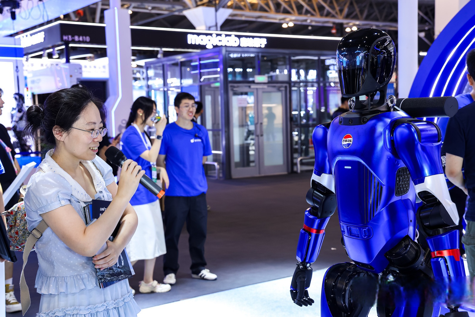 永贵电器与智元机器人达成战略合作 共同探索人形机器人与连接器领域创新应用