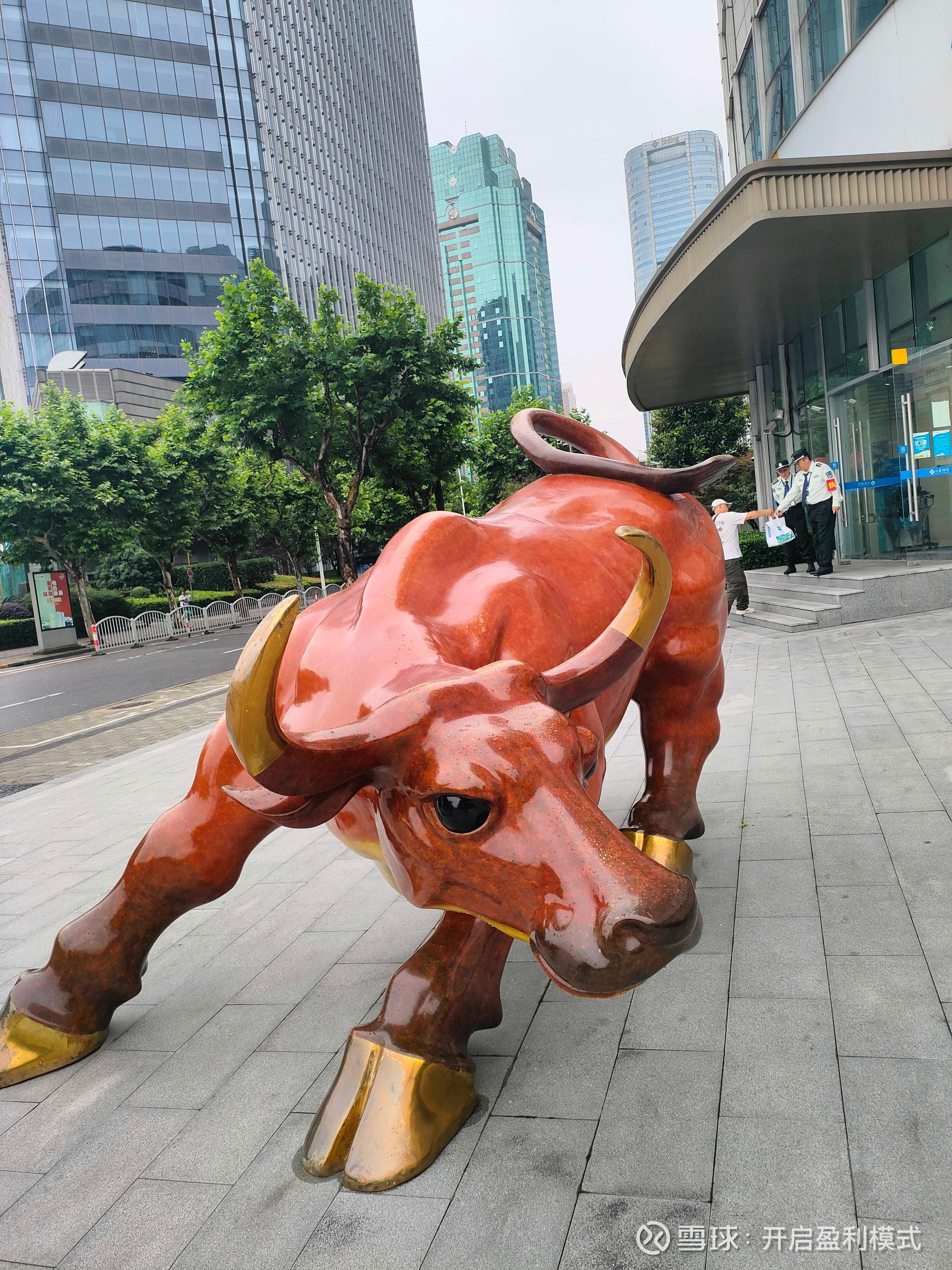 债市早参11月21日|深铁发声 帮助万科有序化解风险；华夏幸福预重整引发股东矛盾