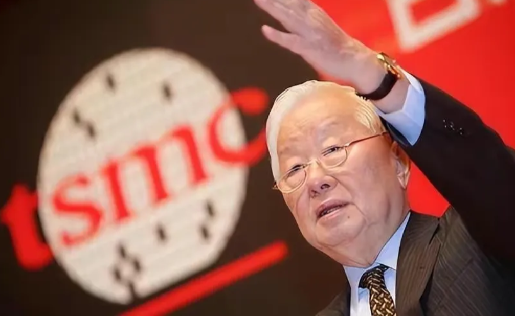 688110，2天大涨35%！公司紧急澄清：未签署芯片订单！