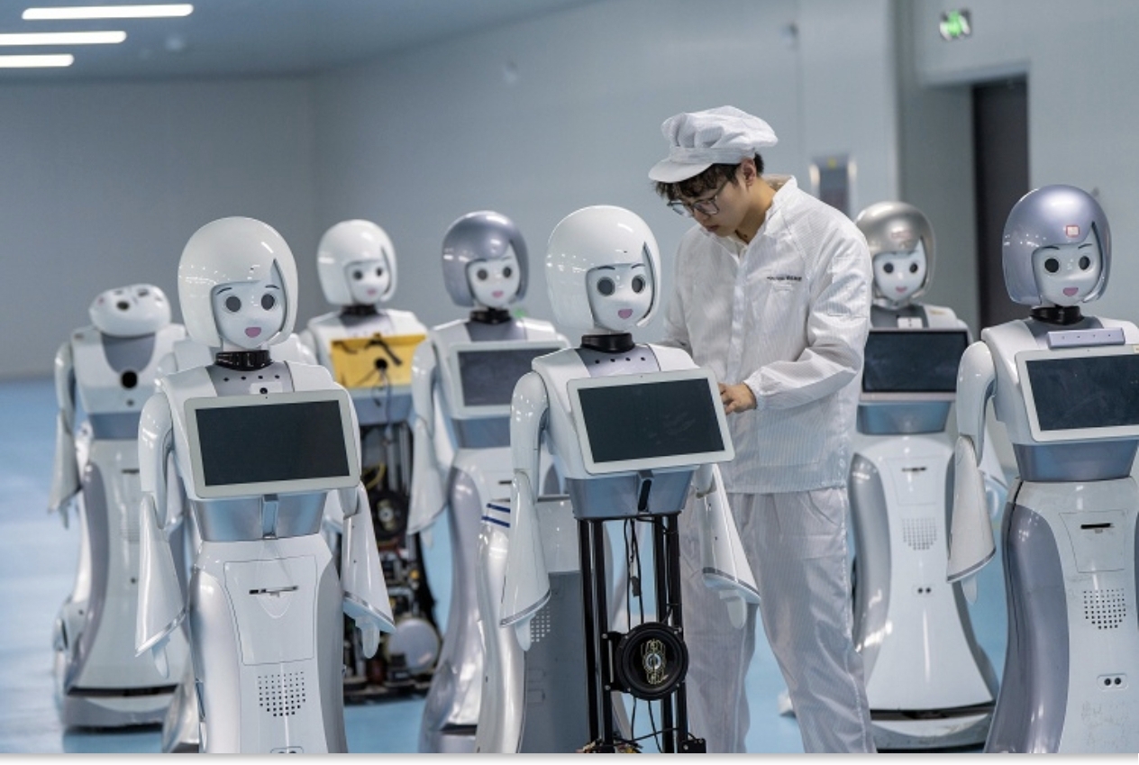 人形机器人“备考”：会“搬砖”也会“插花” 参赛企业将各显神通