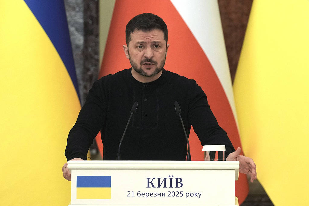 泽连斯基否认会谈破裂:与美国对话每天都在继续