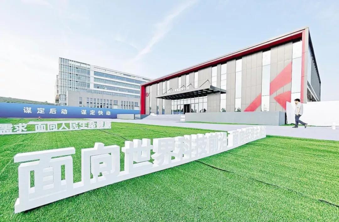 政策组合拳引爆上海AI产业加速度