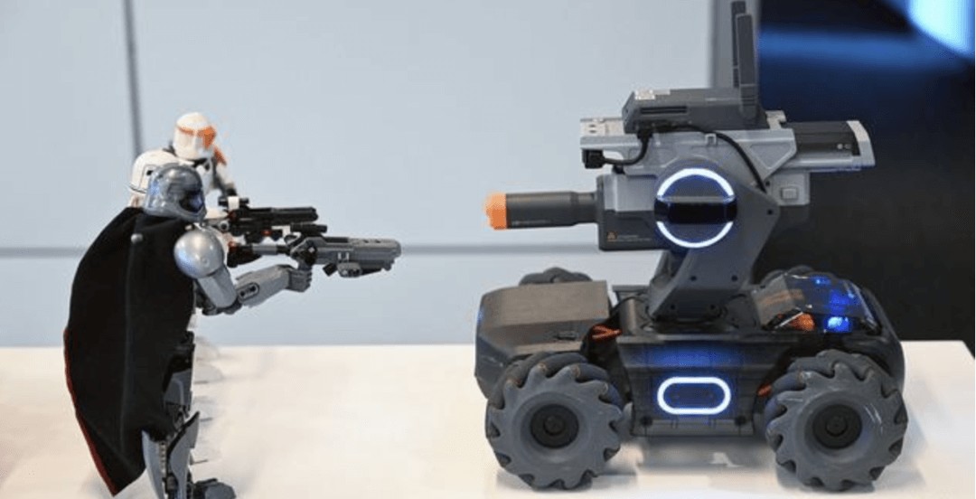 深圳AI硬件创业有多火？投资人争抢大疆系，项目未动估值先起飞