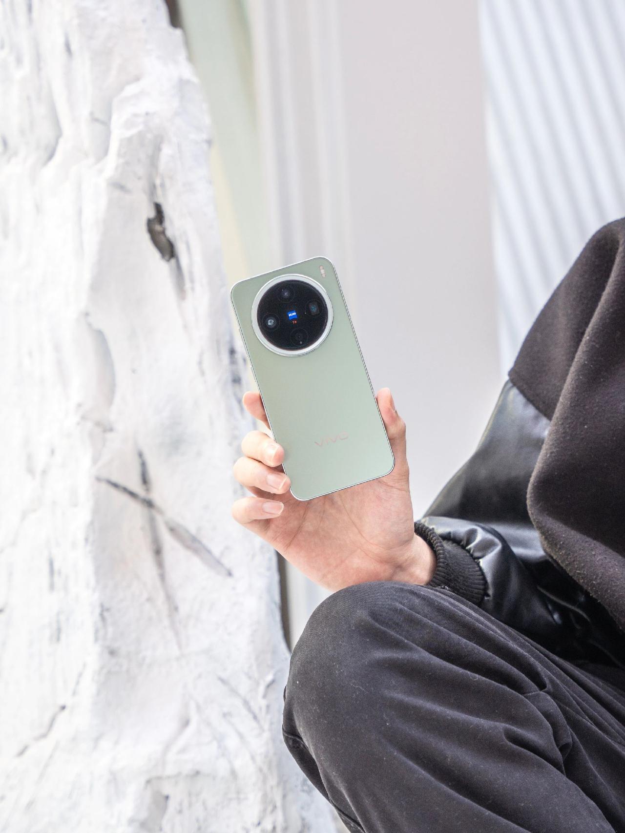 影石刘靖康：手持云台相机Luna今年上半年发布