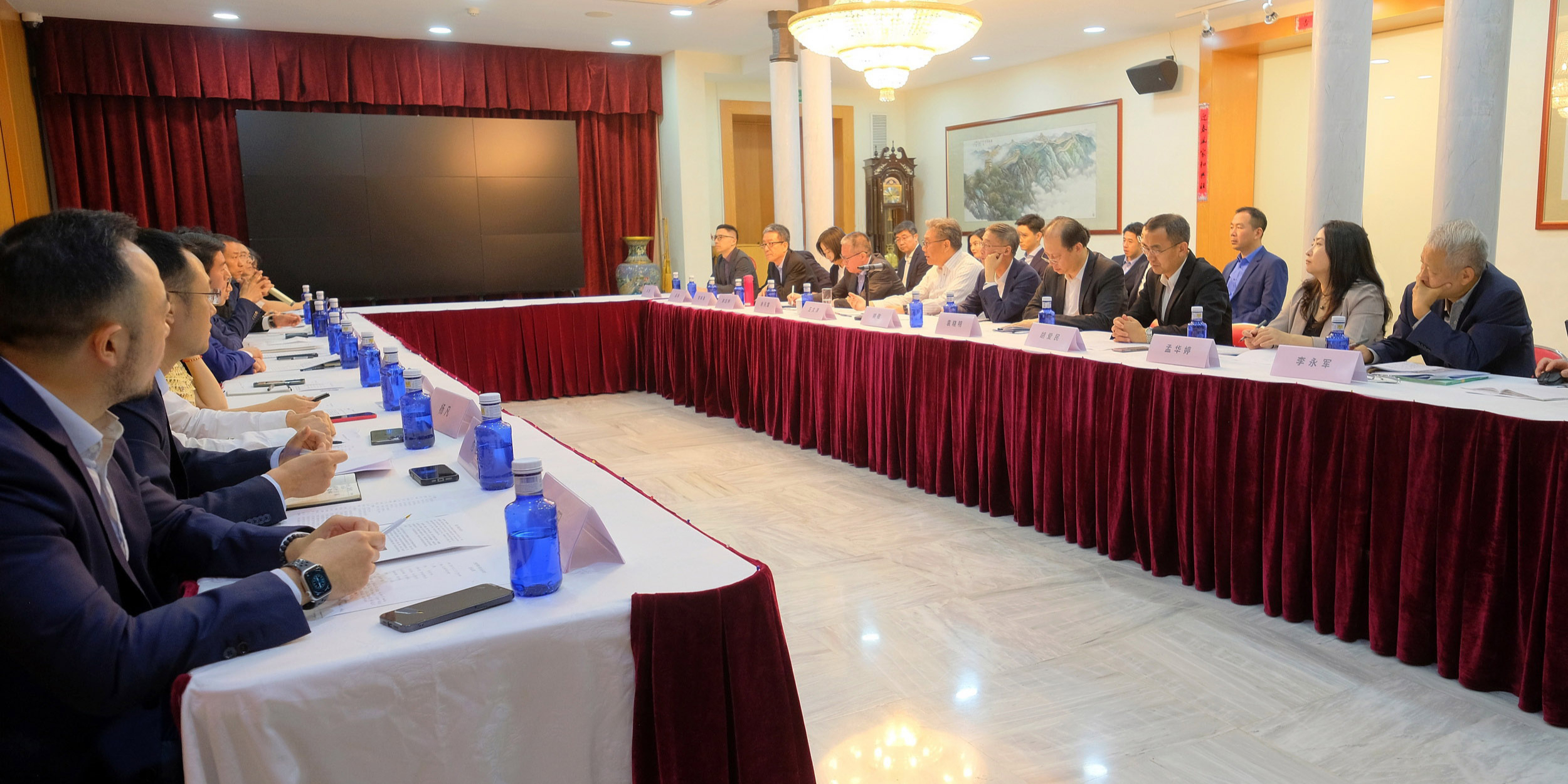 唐中东大使赴中资企业承建的北努瓦克肖特双燃料发电厂扩容项目调研