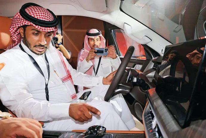 全球最大主权财富基金用Claude“扫雷”:问题公司24小时现形