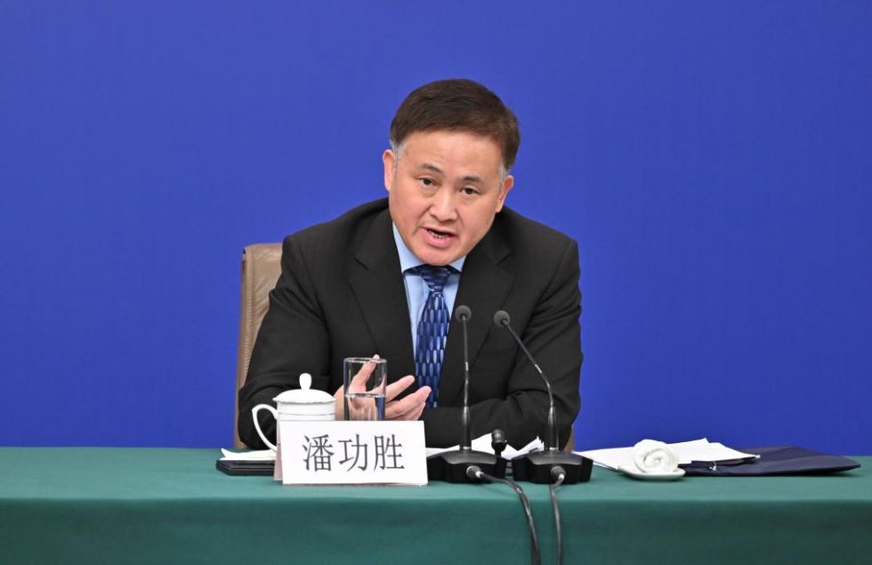 3月6日举行经济主题记者会，证监会主席吴清将出席