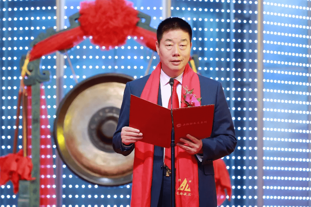 长龄液压：因要约收购期满 公司股票3月10日停牌