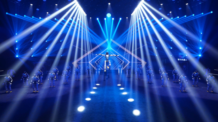 黄晓明，入局机器人租赁赛道！