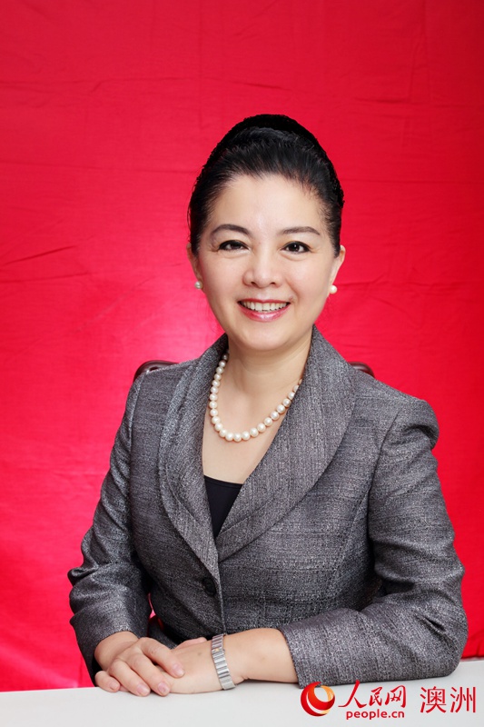 驻奥克兰总领馆经商处参访新西兰百碧祺酒业公司