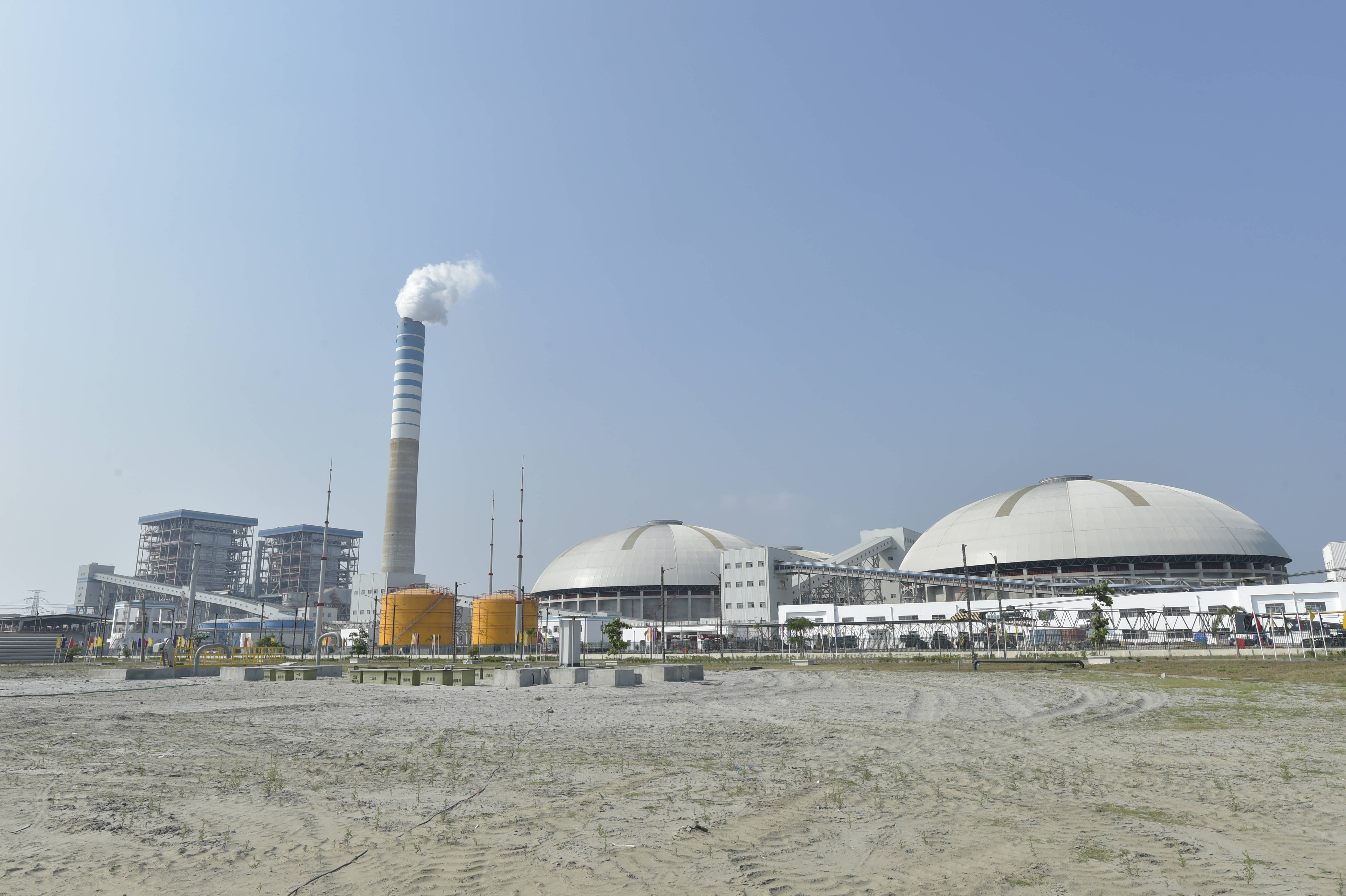 利电力监管委员会就LEC进口电力许可续期举行听证 垄断地位遭质疑