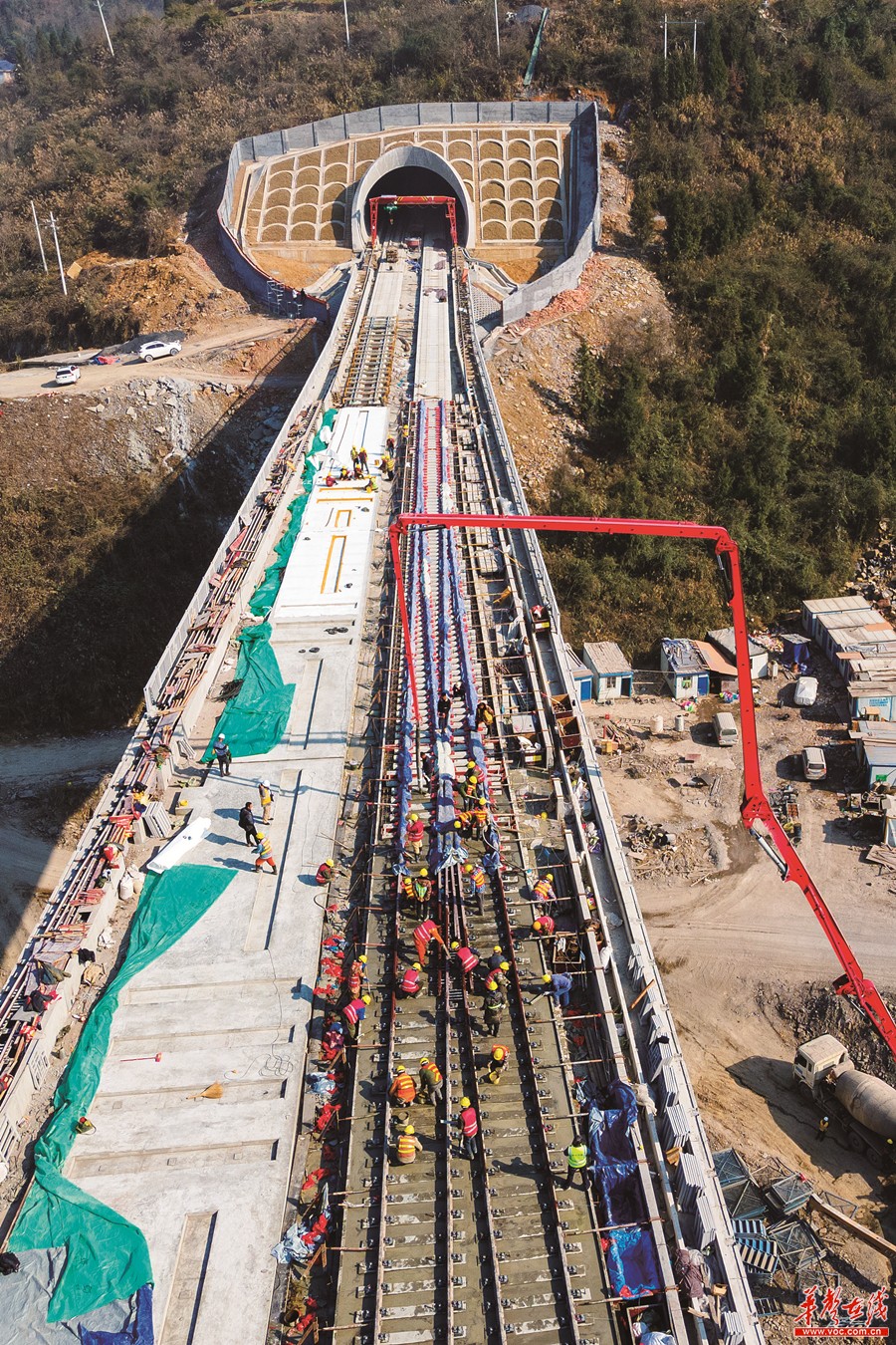 阿尔及尔―塔曼拉塞特铁路项目部分路段建设加快