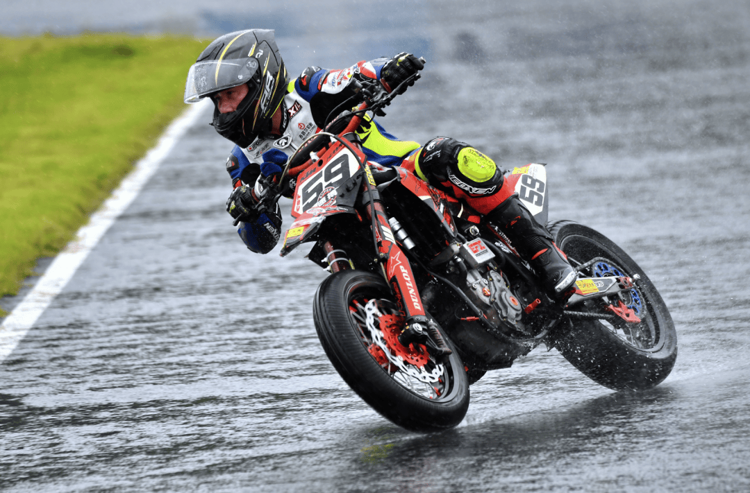 世界摩托车锦标赛泰国大奖赛三天吸金50亿