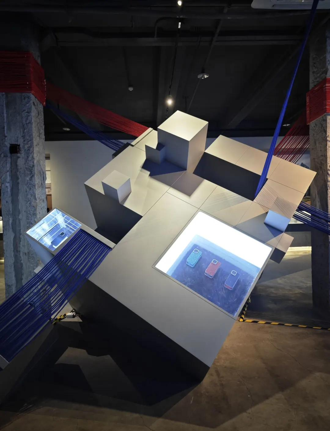 探馆中关村常设展：发丝支架疏导“脑内炸弹”，柔性电极破解脑机接口“掉线”难题