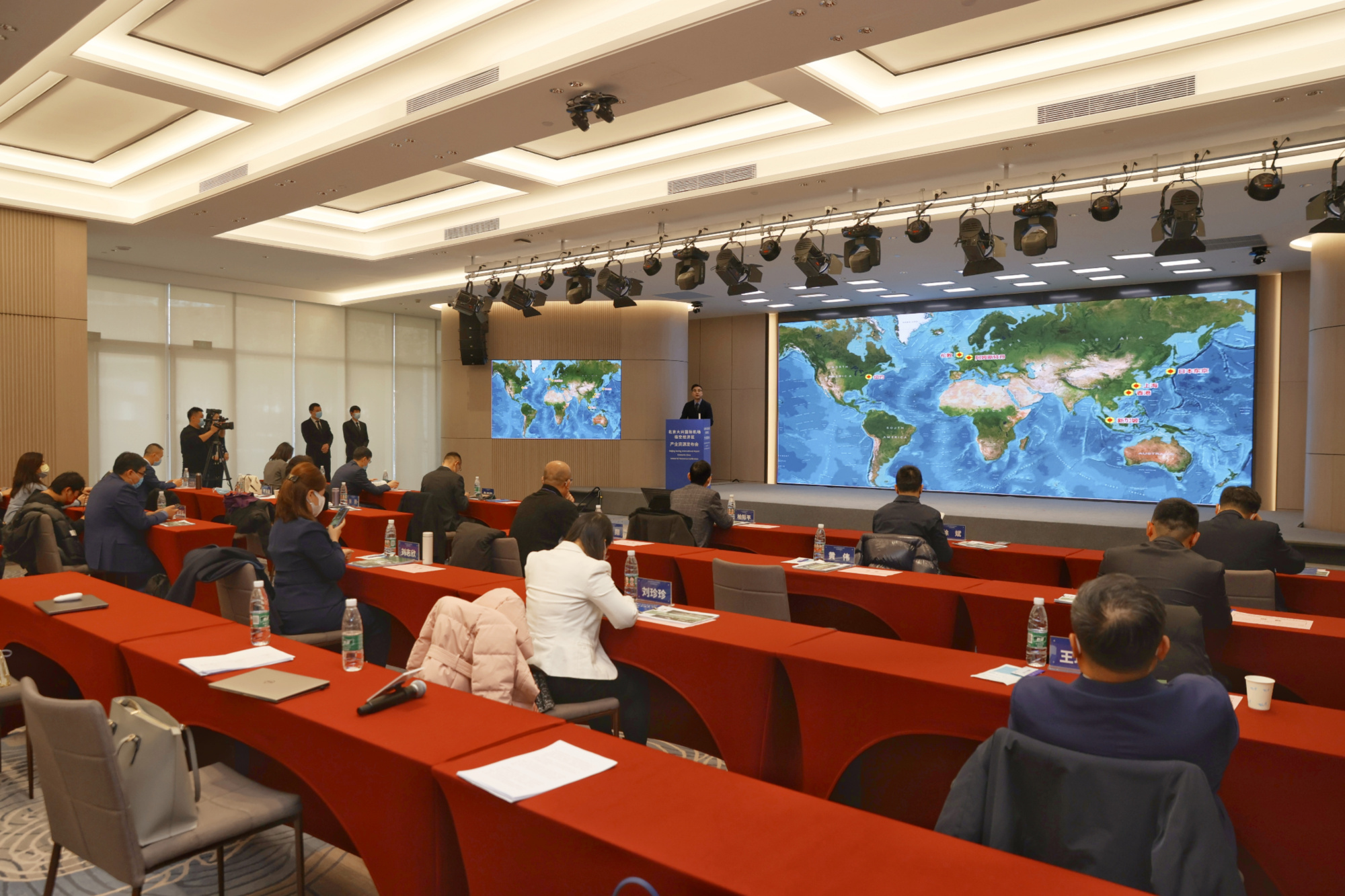 苏州工业园区在新加坡揭牌东南亚两新国际商务合作中心