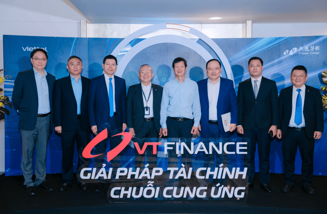 越南总理范明政访问俄罗斯国家研究型技术大学